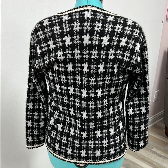 Black and White Tweed Blazer with Cropped Silhouette NWOT - Picture 2 of 5